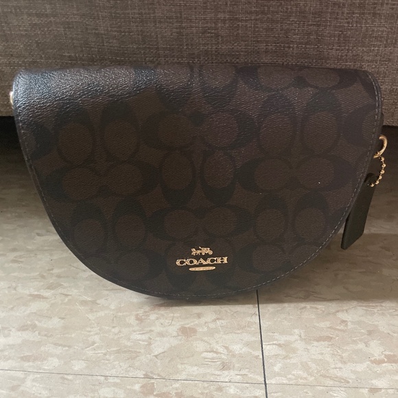 Coach Handbags - Coach Ellen crossbody in signature canvas